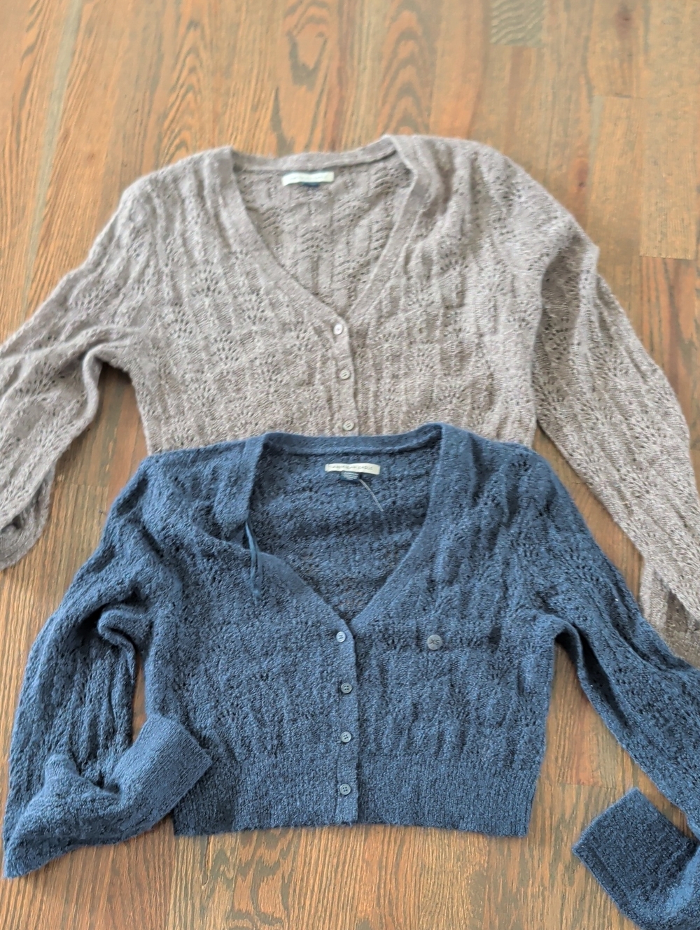 Cozy V-Neck Button Cardigan Sweater - Blue